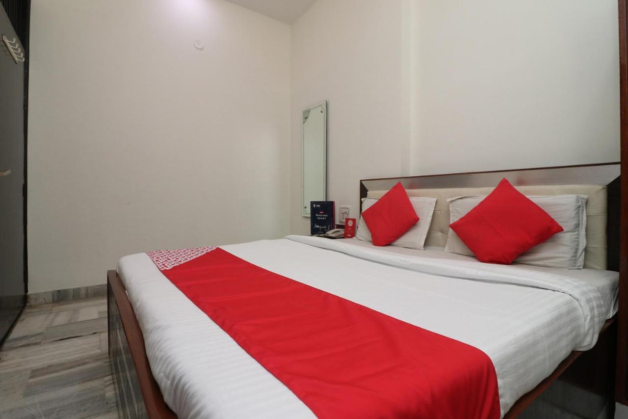 Oyo 24723 Hotel Atul Palace Agra  Exterior photo